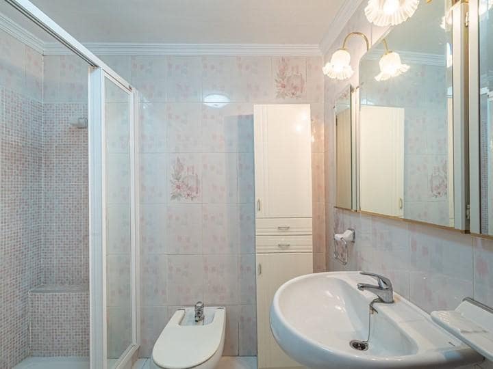 4 sypialnia Mieszkanie na sprzedaż w Torrox - 250 000 € (Ref: 9030848)