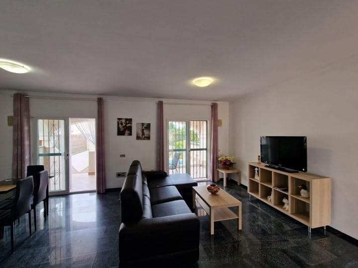 3 soveværelse Villa til salg i Nerja med swimmingpool - € 490.000 (Ref: 9031494)