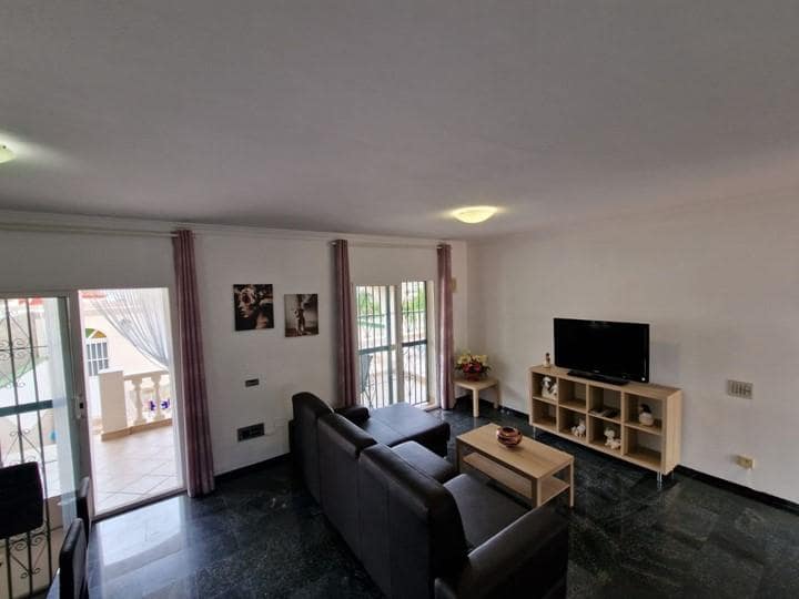 3 soveværelse Villa til salg i Nerja med swimmingpool - € 490.000 (Ref: 9031494)