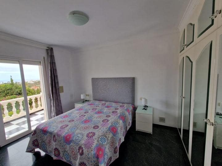 3 soveværelse Villa til salg i Nerja med swimmingpool - € 490.000 (Ref: 9031494)