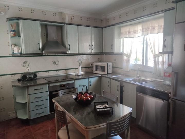 5 soveværelse Villa til salg i Nerja med swimmingpool garage - € 497.990 (Ref: 9033502)