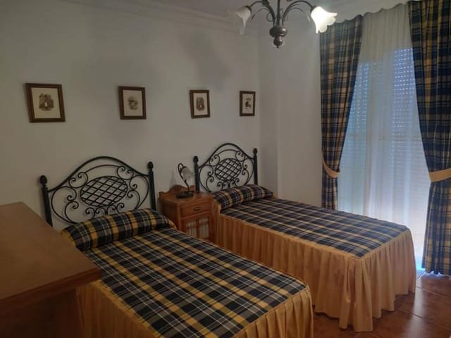 5 soveværelse Villa til salg i Almijara, Nerja med swimmingpool garage - € 497.990 (Ref: 9033502)