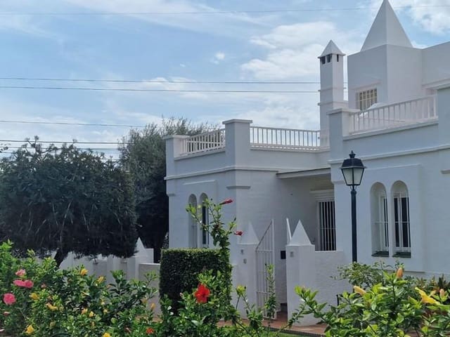 4 quarto Moradia para venda em Capistrano, Nerja - 839 000 € (Ref: 9033566)