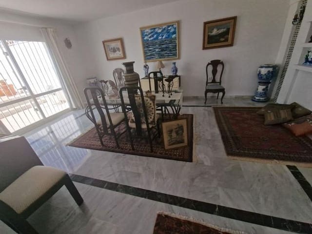 4 quarto Moradia para venda em Capistrano, Nerja - 839 000 € (Ref: 9033566)