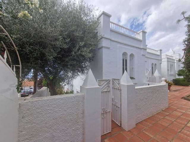 4 quarto Moradia para venda em Capistrano, Nerja - 839 000 € (Ref: 9033566)