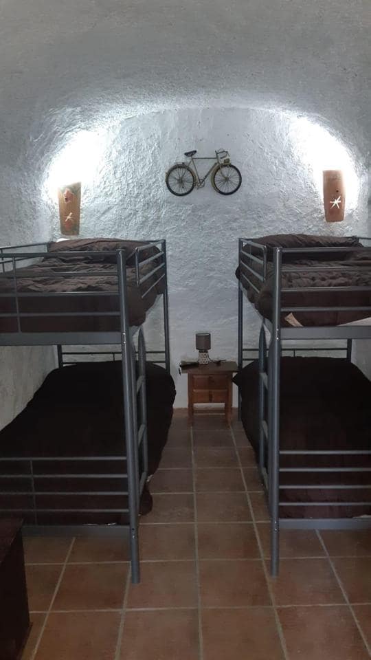 3 chambre Villa/Maison à vendre à Baza avec piscine garage - 236 000 € (Ref: 9057179)