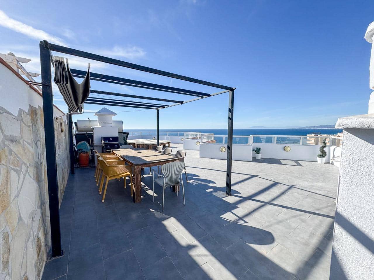 3 sypialnia Mieszkanie na sprzedaż w Torrox-Costa - 699 000 € (Ref: 9096305)