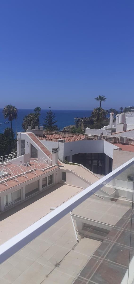 3 soveværelse Villa til salg i Nerja - € 1.550.000 (Ref: 9107035)