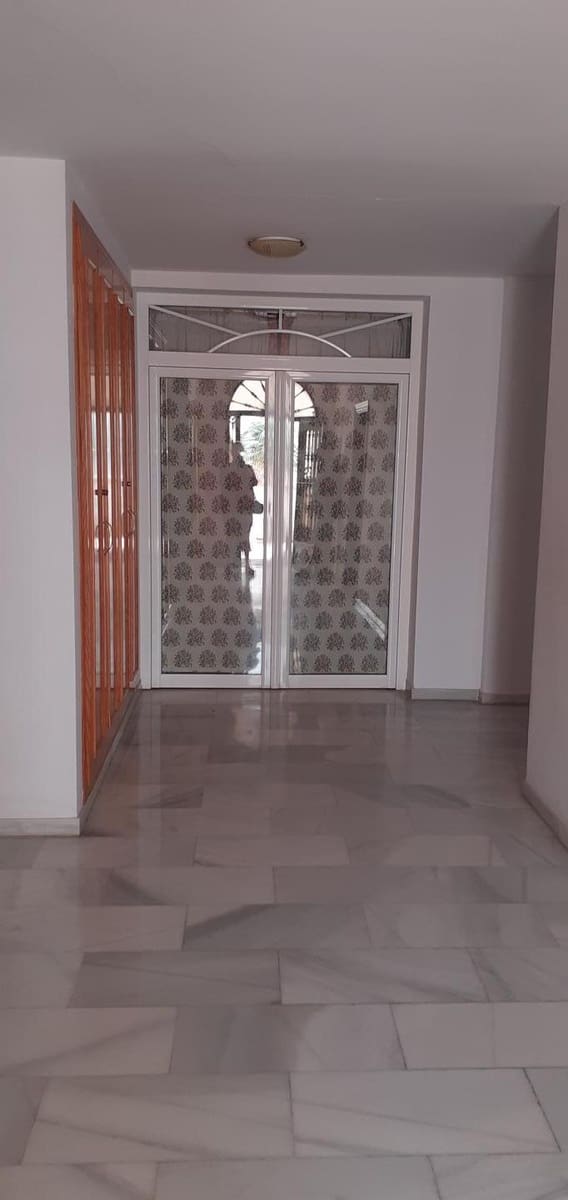 1 sovrum Lägenhet till salu i Nerja - 185 000 € (Ref: 9131946)