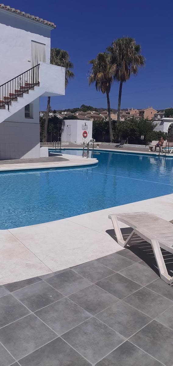 1 sovrum Lägenhet till salu i Nerja - 185 000 € (Ref: 9131946)
