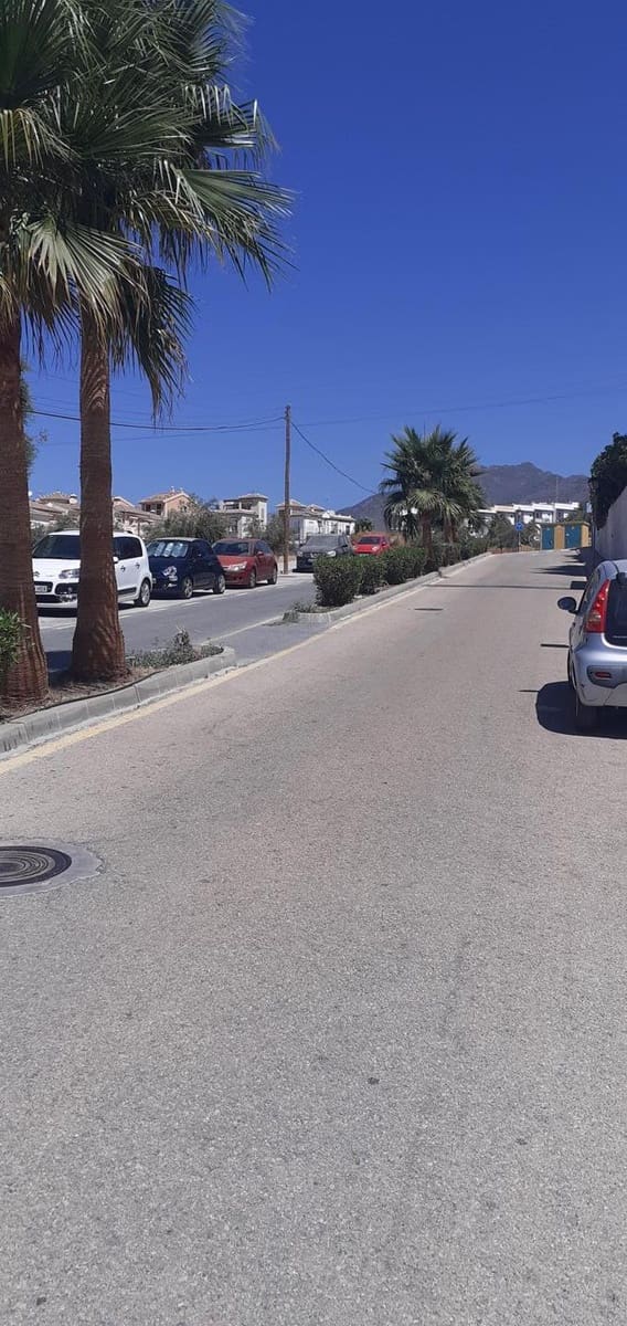 1 sovrum Lägenhet till salu i Nerja - 185 000 € (Ref: 9131946)