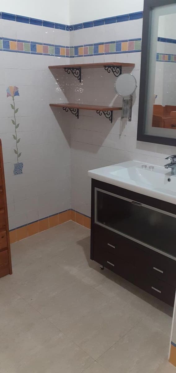 1 sovrum Lägenhet till salu i Nerja - 185 000 € (Ref: 9131946)