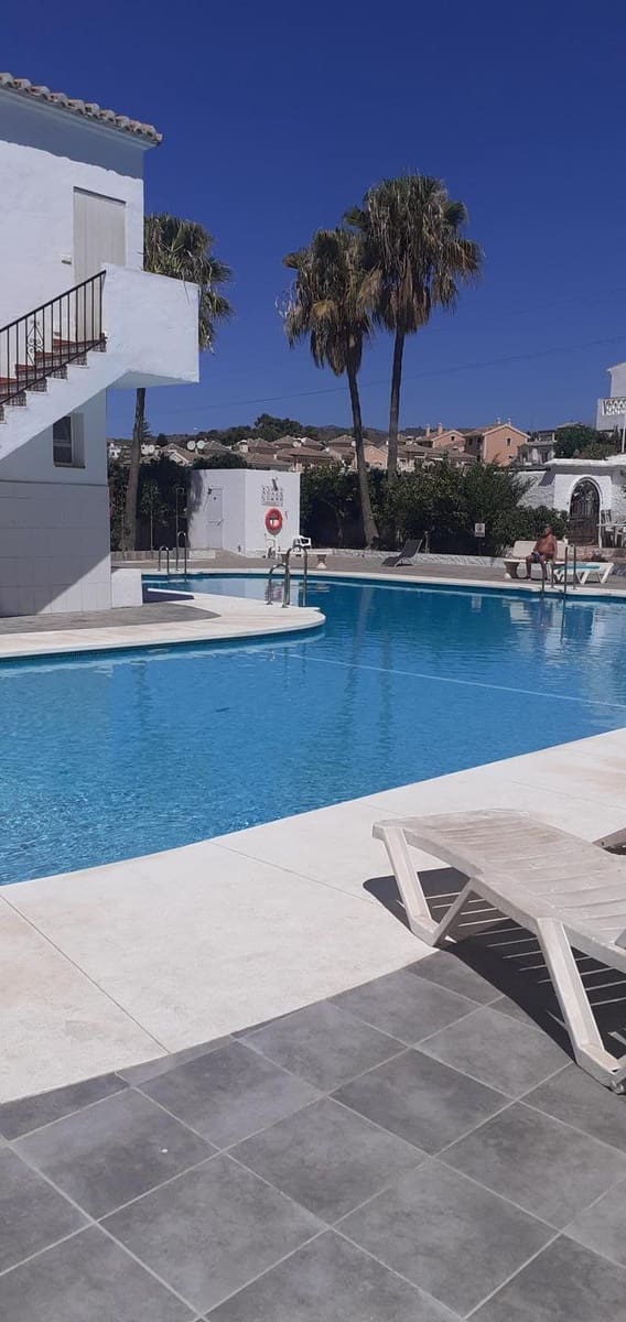 1 sovrum Lägenhet till salu i Nerja - 185 000 € (Ref: 9131946)