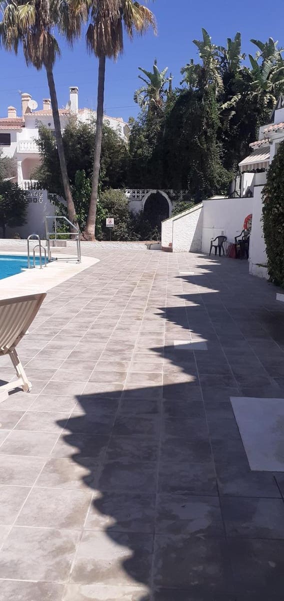1 sovrum Lägenhet till salu i Nerja - 185 000 € (Ref: 9131946)