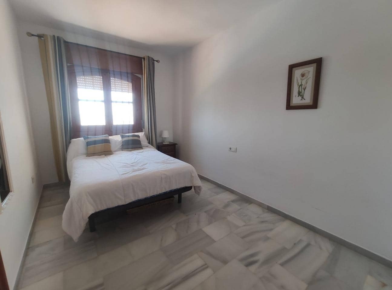 2 bedroom Villa for sale in Nerja with pool garage - € 650,000 (Ref: 9132042)