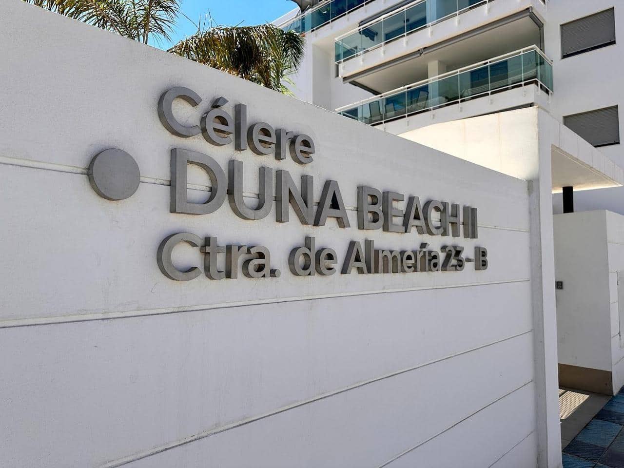 2 slaapkamer Flat te koop in Torrox met garage - € 395.000 (Ref: 9187662)