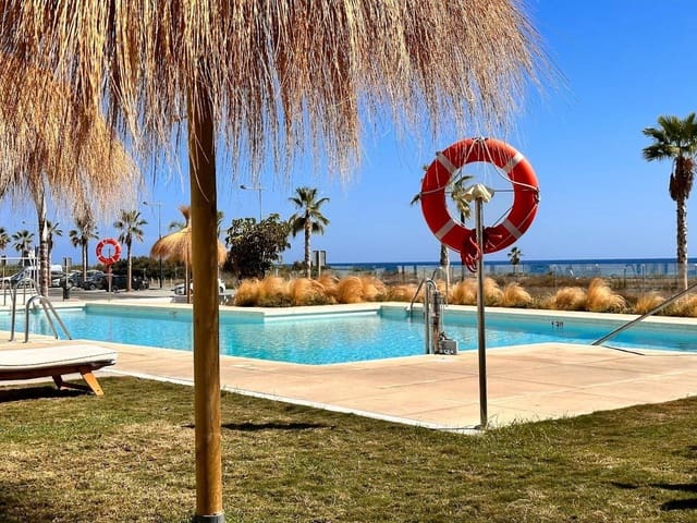 2 slaapkamer Flat te koop in Laguna Beach, Torrox met garage - € 395.000 (Ref: 9187662)