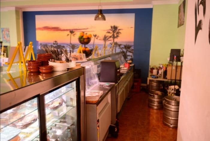 1 soveværelse Virksomhed til leje i Nerja - € 2.000 (Ref: 9309368)