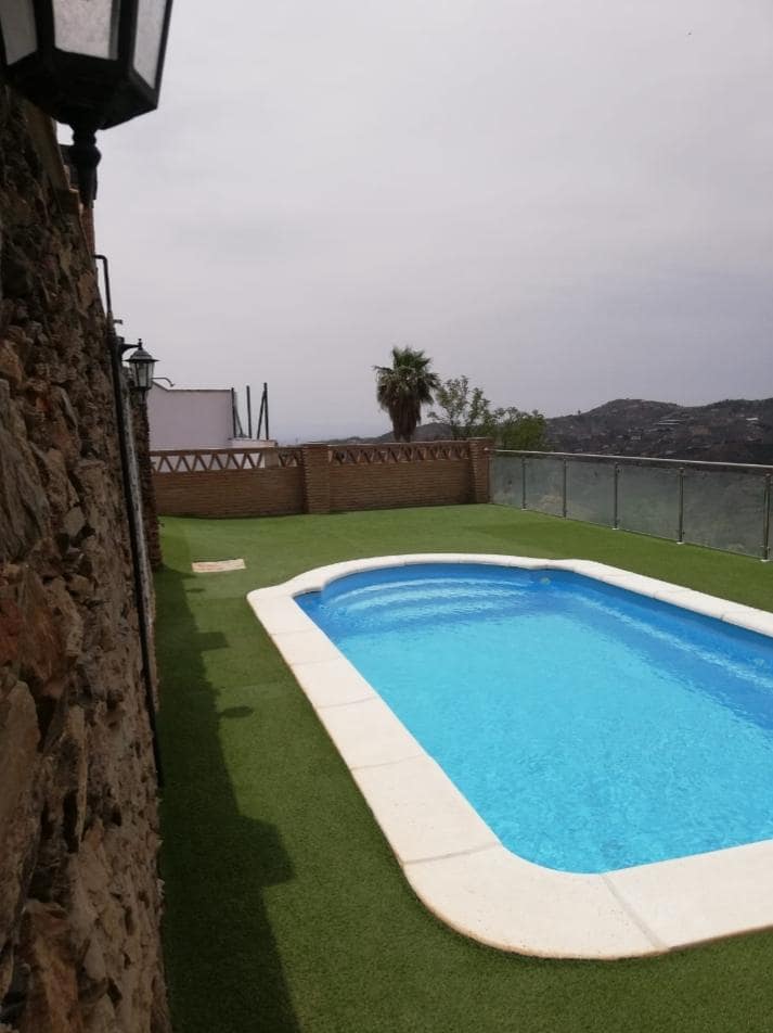 3 soveværelse Villa til leje i Frigiliana med swimmingpool garage - € 1.500 (Ref: 9371515)