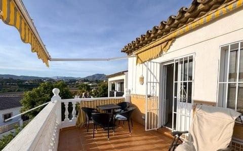 2 bedroom Villa for sale in Nerja with pool - € 309,000 (Ref: 9471822)