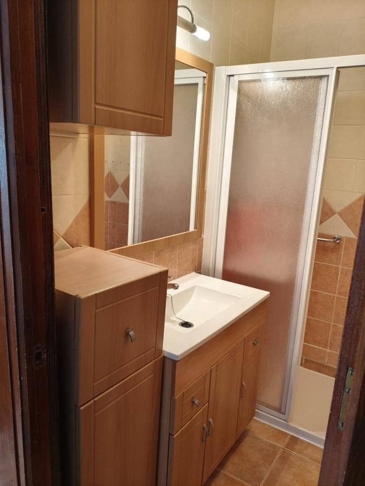 3 makuuhuone Asunto vuokrattavana paikassa Nerja - 1 050 € (Ref: 9495572)