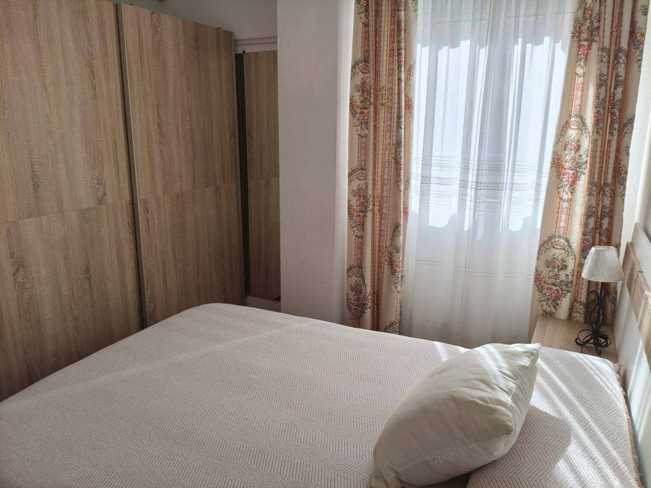 3 makuuhuone Asunto vuokrattavana paikassa Nerja - 1 050 € (Ref: 9495572)