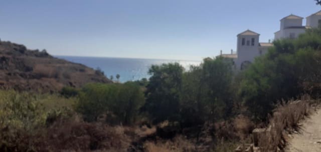 Rakentamaton maa myytävänä paikassa El Peñoncillo, Torrox - 400 000 € (Ref: 9753611)