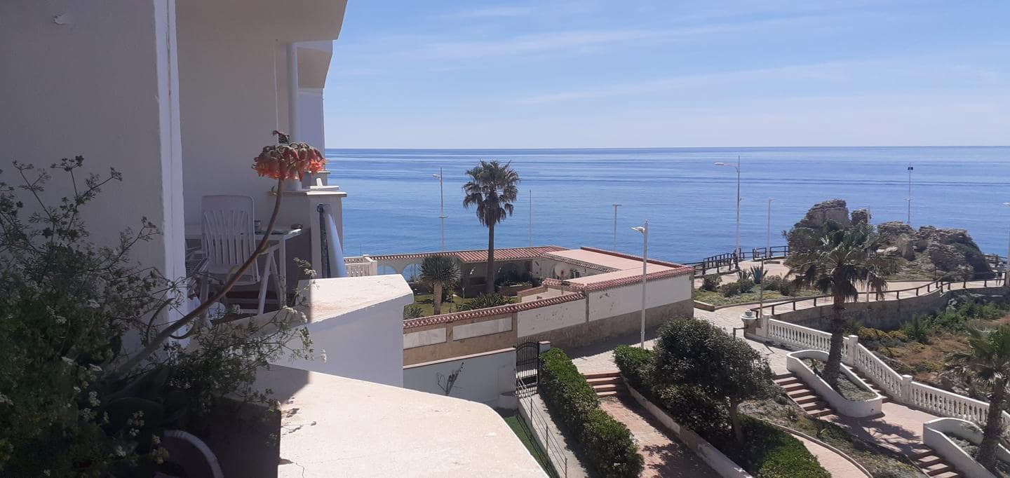 2 soveværelse Lejlighed til leje i Nerja med swimmingpool garage - € 2.400 (Ref: 9780045)