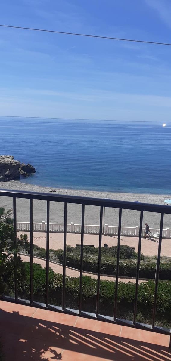 2 soveværelse Lejlighed til leje i Nerja med swimmingpool garage - € 2.400 (Ref: 9780045)