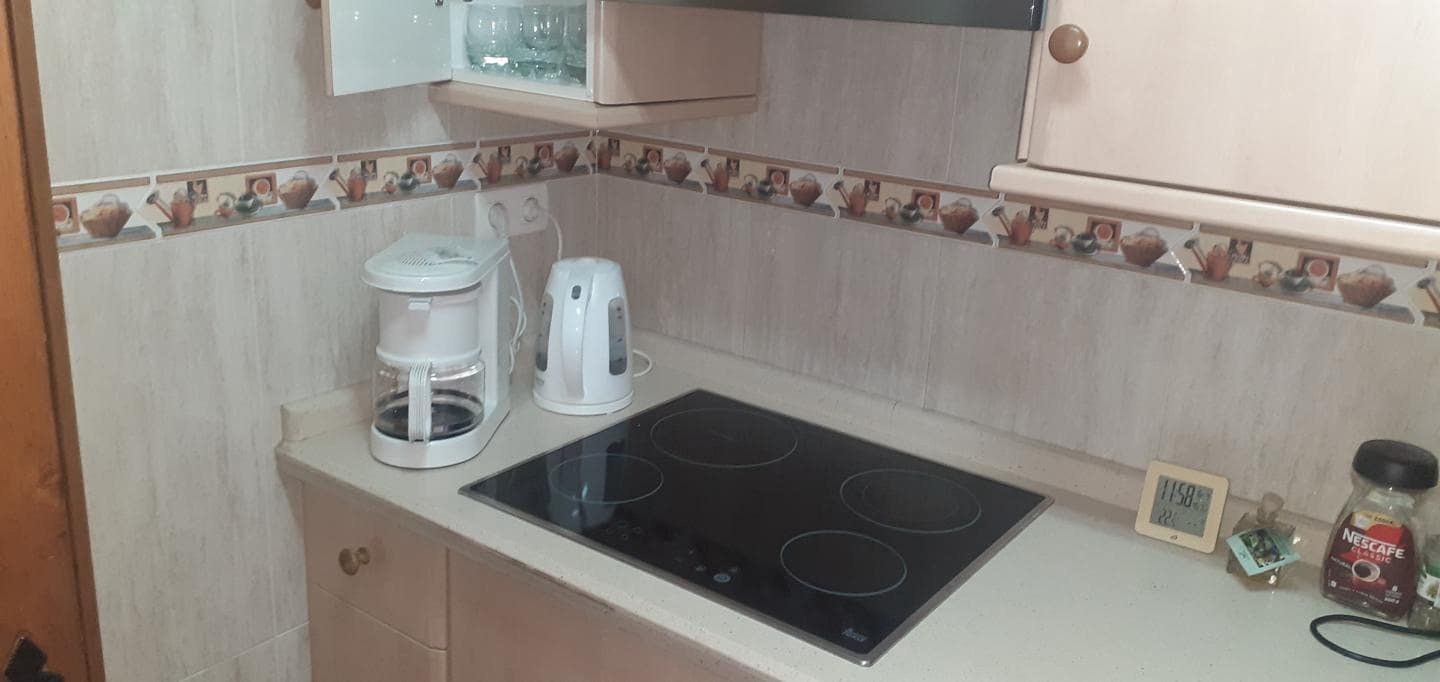 2 soveværelse Lejlighed til leje i Nerja med swimmingpool garage - € 2.400 (Ref: 9780045)