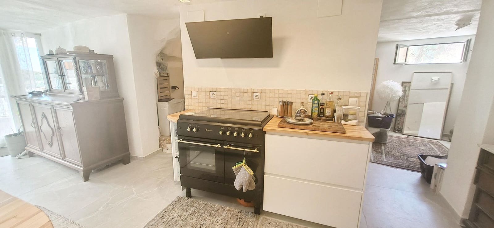 2 slaapkamer Finca/Landhuis te koop in La Romana met zwembad - € 169.999 (Ref: 10033298)