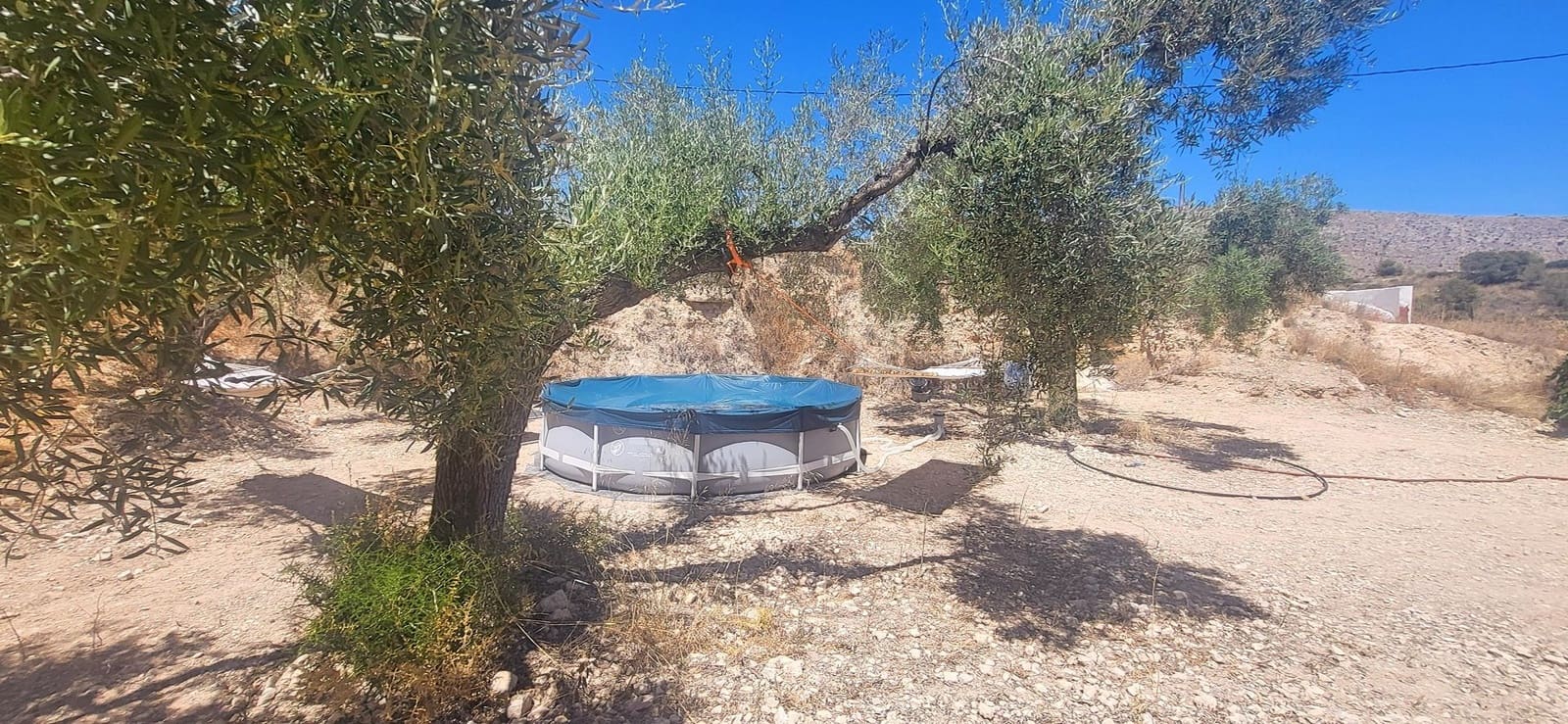 2 slaapkamer Finca/Landhuis te koop in La Romana met zwembad - € 169.999 (Ref: 10033298)