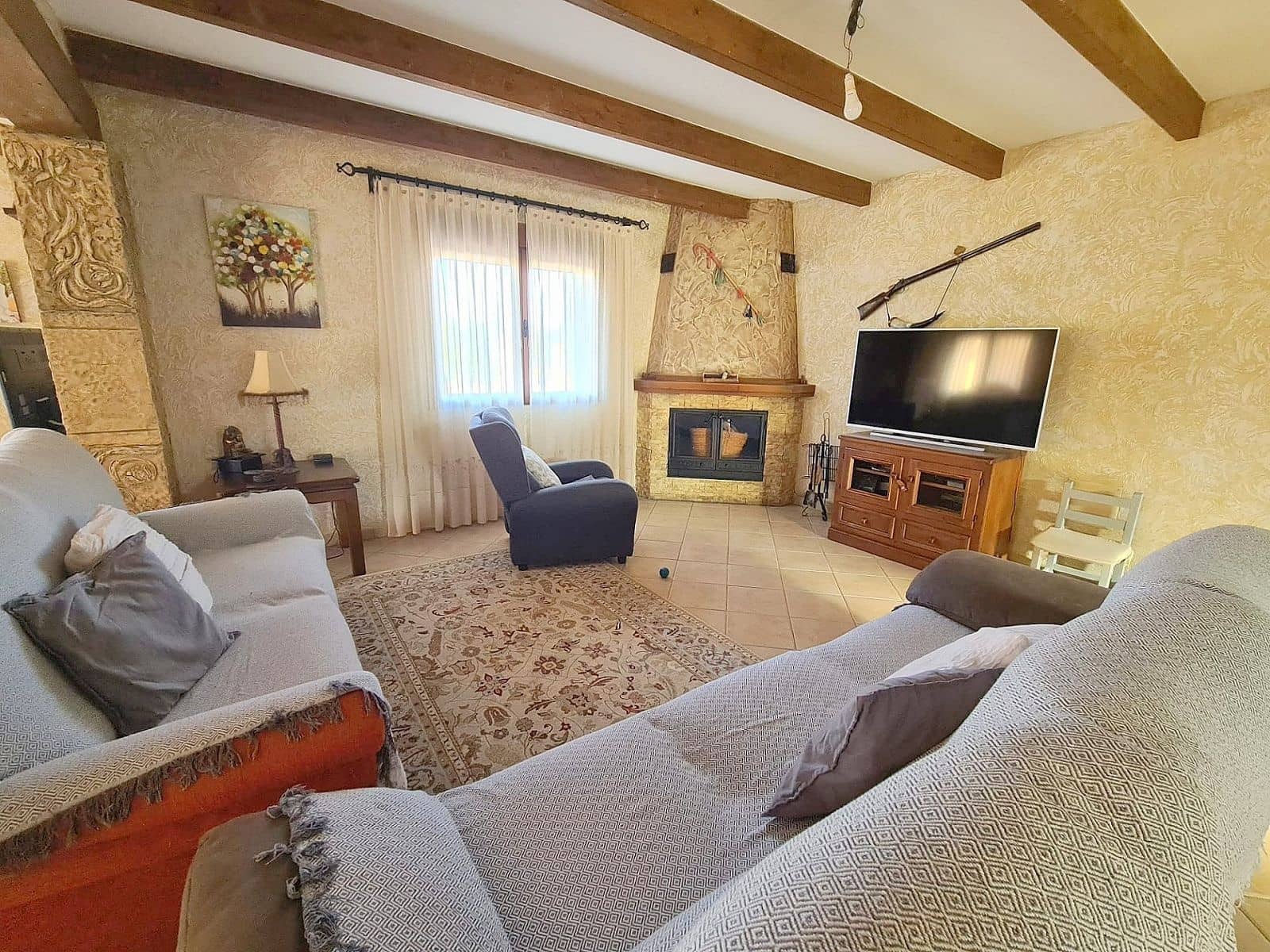 Chalet de 3 habitaciones en Pinoso en venta con piscina - 370.000 € (Ref: 6394989)