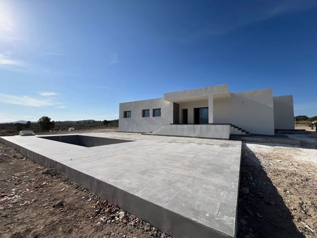 3 Zimmer Villa zu verkaufen in Pinoso mit Pool - 330.000 € (Ref: 6666512)