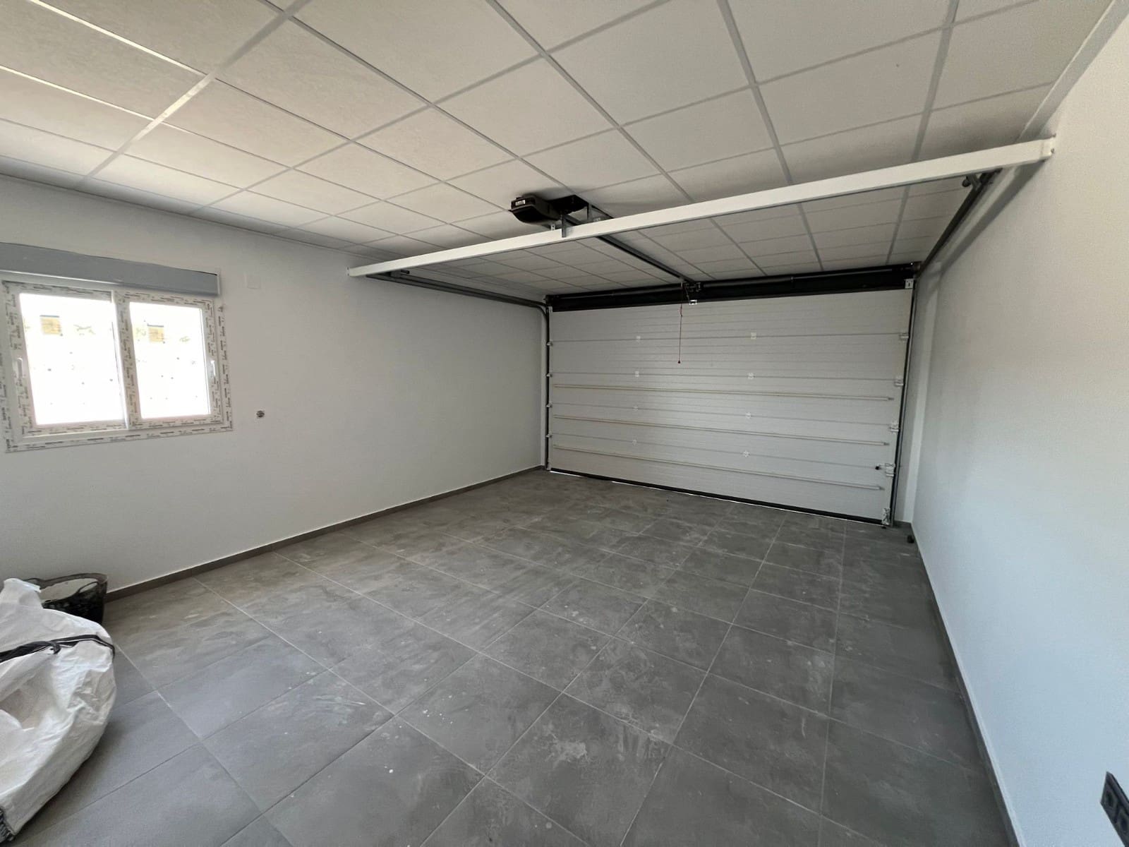 3 Zimmer Villa zu verkaufen in Pinoso mit Pool - 330.000 € (Ref: 6666512)