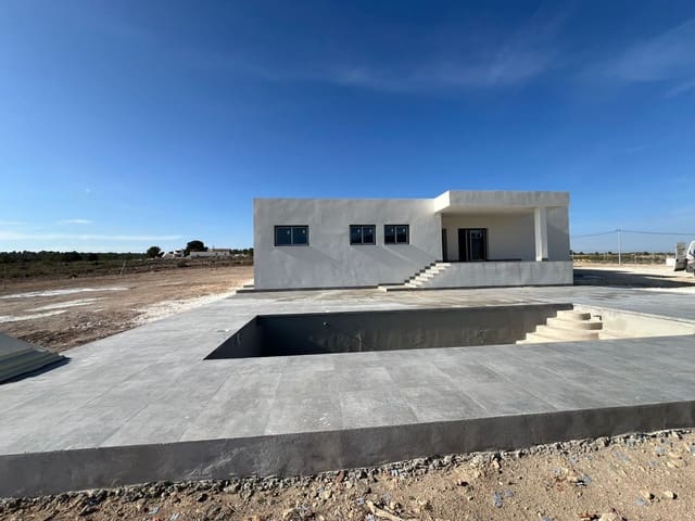 3 Zimmer Villa zu verkaufen in Pinoso mit Pool - 330.000 € (Ref: 6666512)