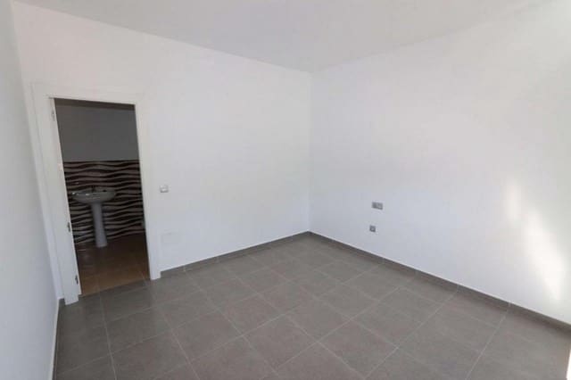 11 sypialnia Willa na sprzedaż w Balneario de Fortuna z basenem - 319 950 € (Ref: 6666526)