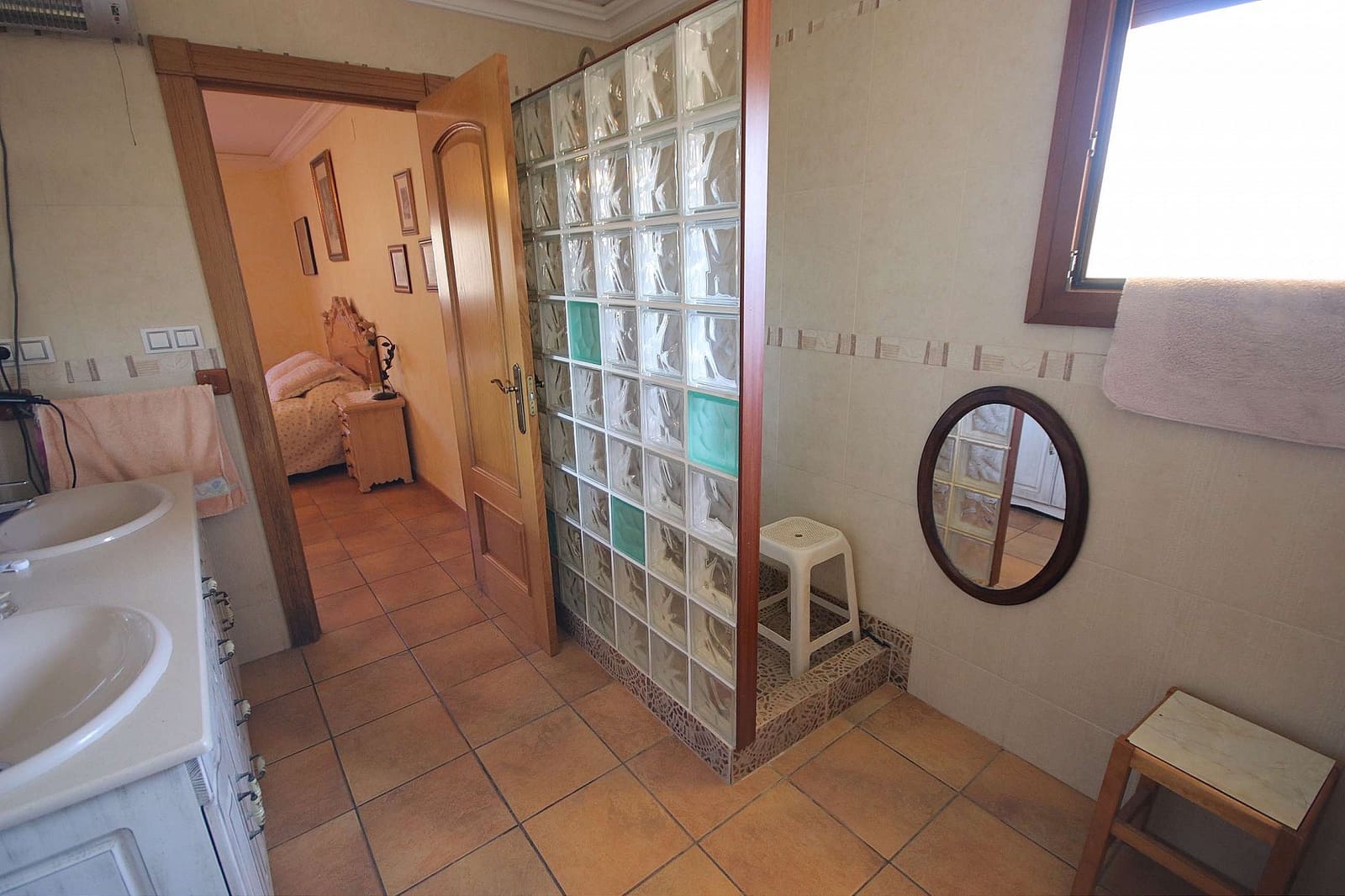 5 bedroom Villa for sale in Aspe with pool - € 449,000 (Ref: 6682546)