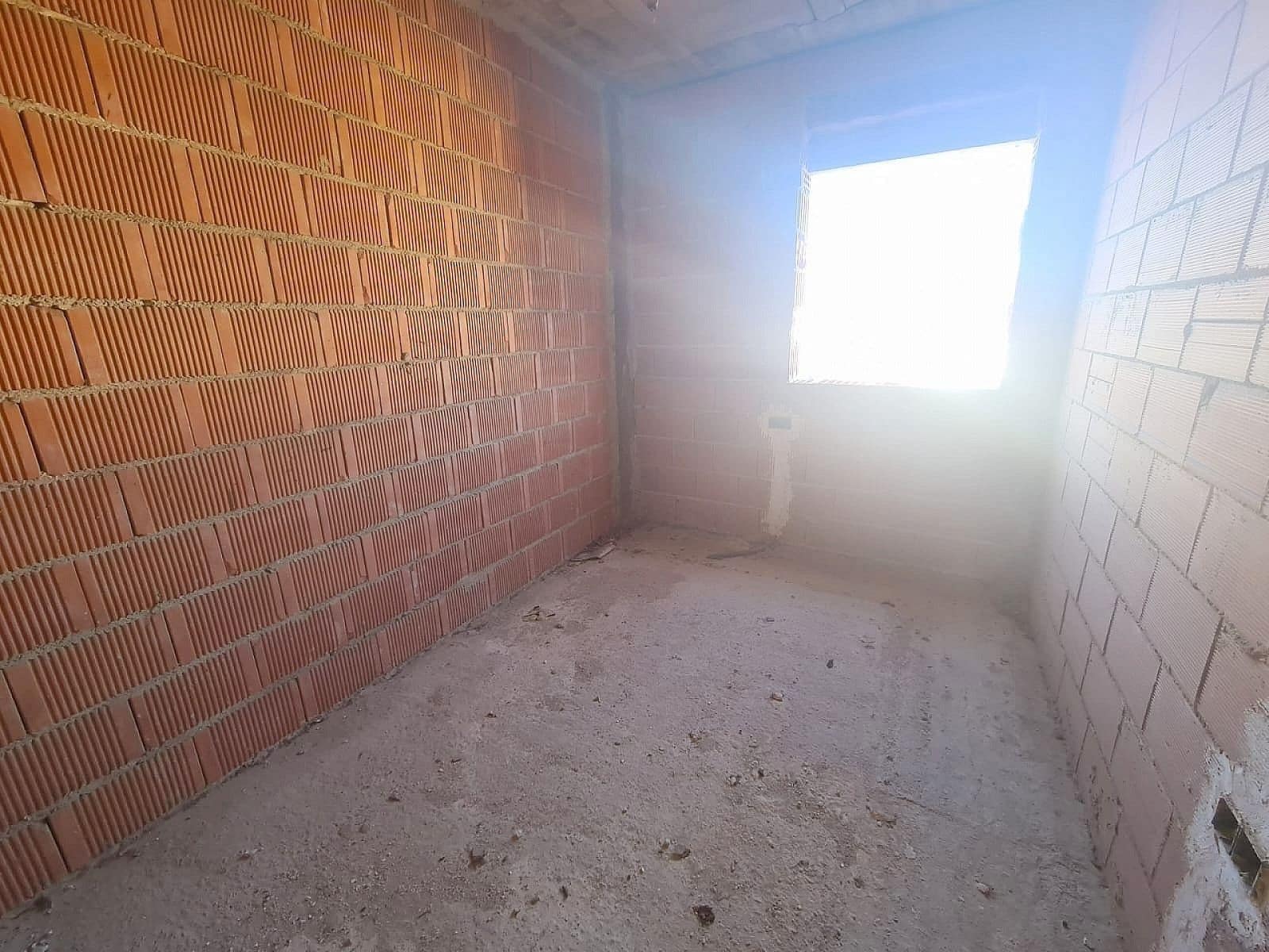 4 slaapkamer Huis te koop in Salinas met zwembad - € 110.000 (Ref: 6685754)