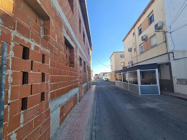 4 slaapkamer Huis te koop in Salinas met zwembad - € 110.000 (Ref: 6685754)