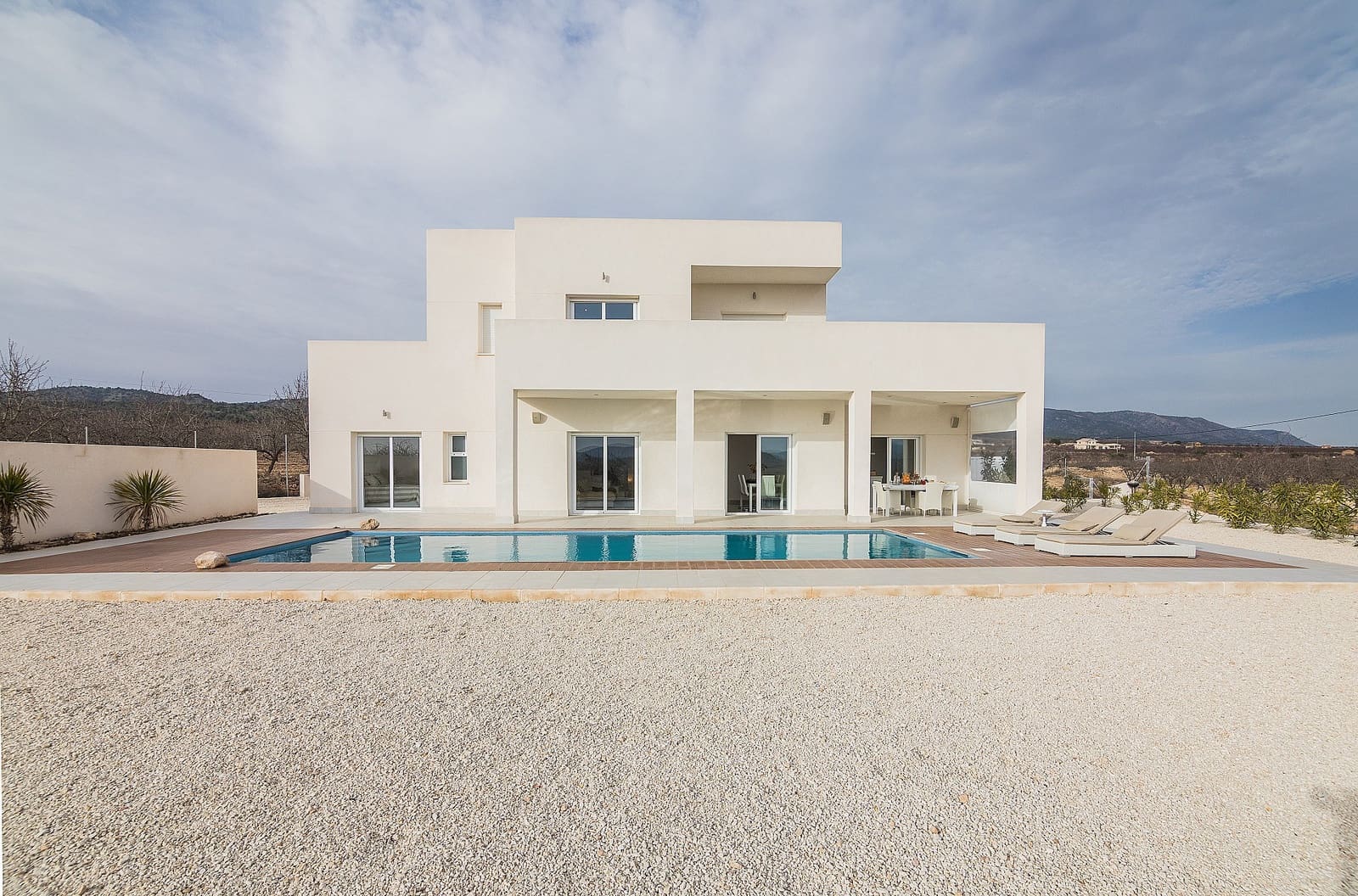 4 bedroom Villa for sale in Aspe - € 369,000 (Ref: 6871509)