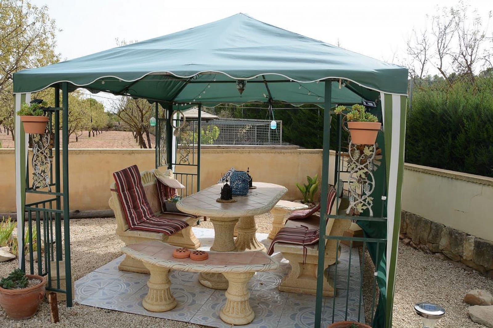 6 bedroom Finca/Country House for sale in La Romana with pool - € 325,000 (Ref: 7143111)