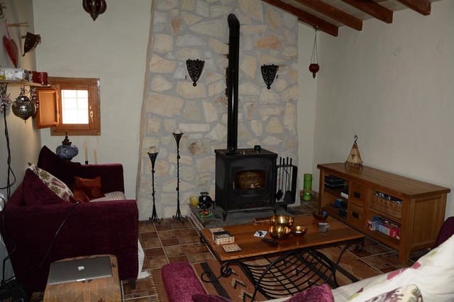 6 Zimmer Finca/Landgut zu verkaufen in La Romana mit Pool - 325.000 € (Ref: 7143111)