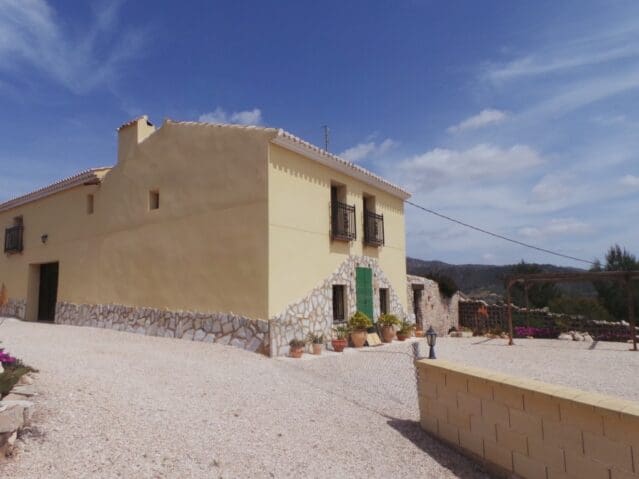 6 bedroom Apartment for sale in La Romana - € 325,000 (Ref: 7143111)