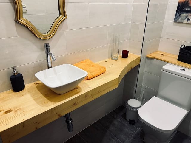 5 Zimmer Haus zu verkaufen in Monóvar / Monóver mit Pool - 260.000 € (Ref: 7459768)