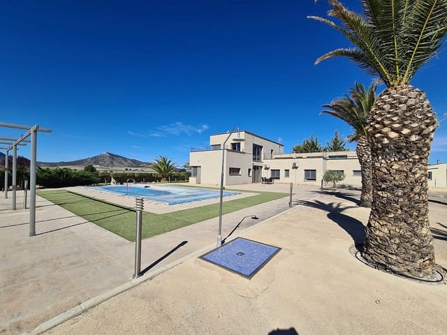5 camera da letto Villa in vendita in Yecla con piscina - 499.000 € (Rif: 7532162)