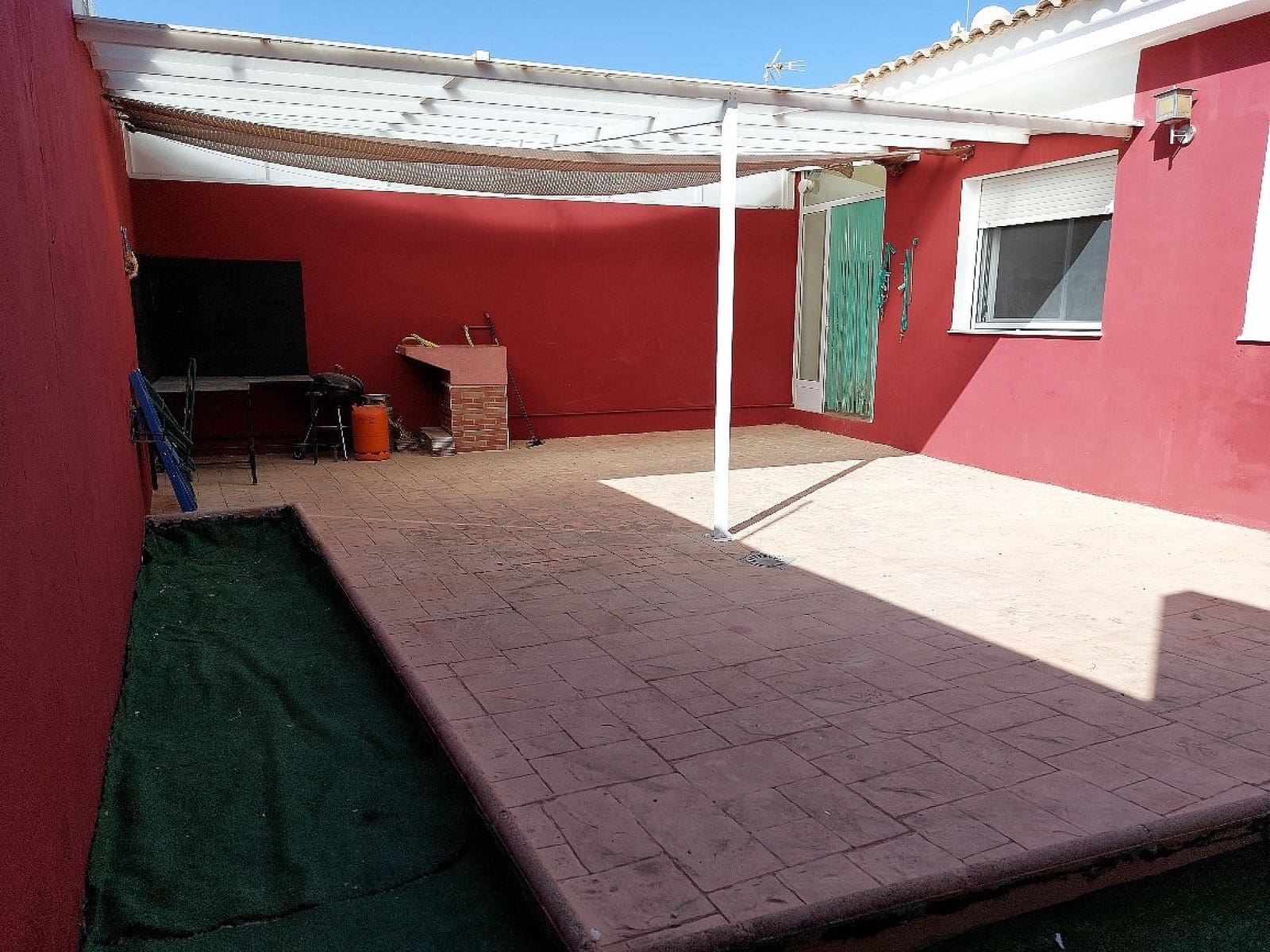 3 bedroom Townhouse for sale in Casas del Senor with pool - € 126,000 (Ref: 7576378)
