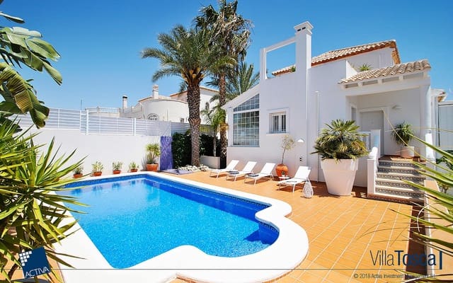 5 soveværelse Villa til salg i La Marina, Elche / Elx med swimmingpool - € 612.680 (Ref: 7743391)