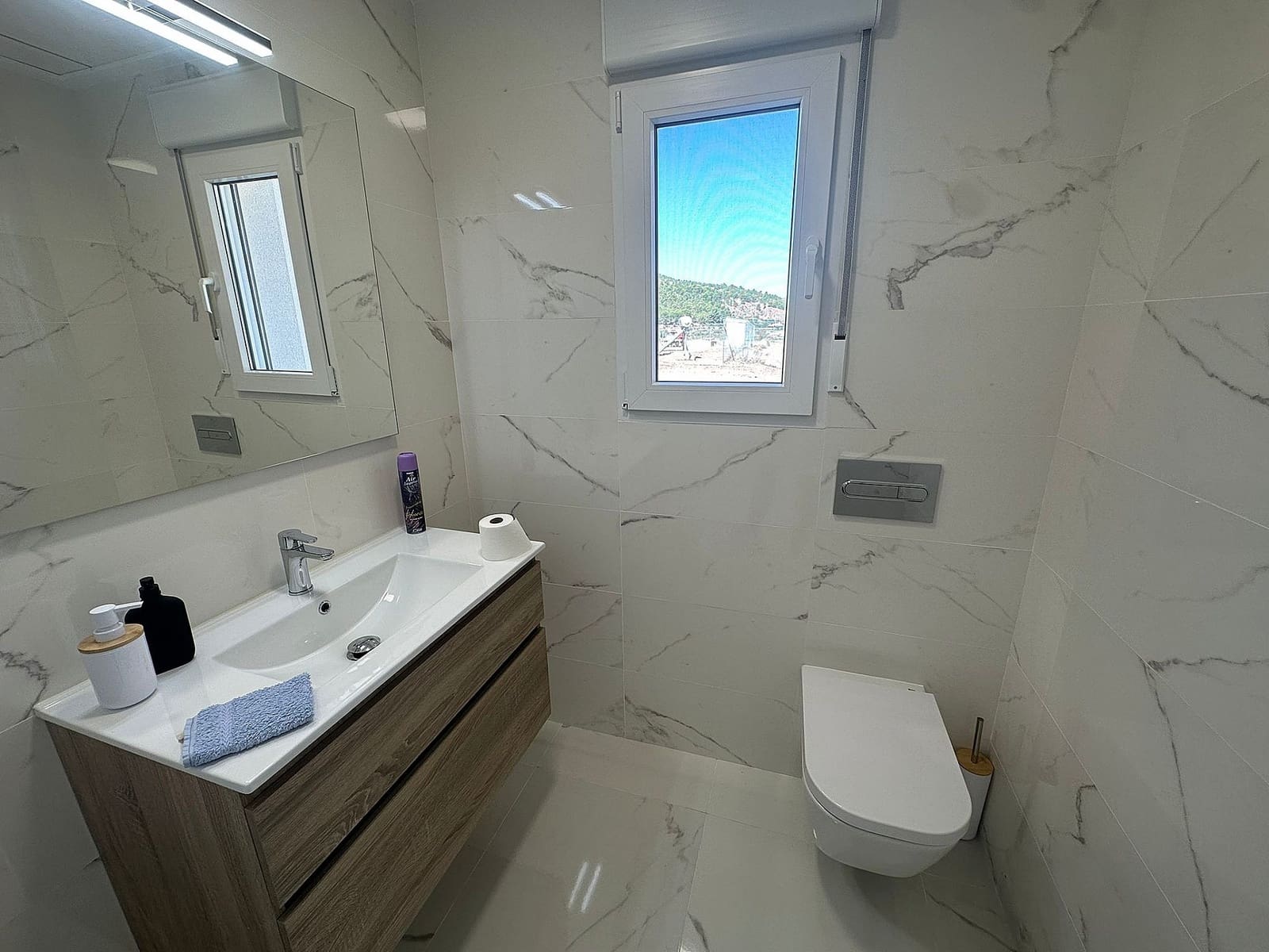 4 bedroom Villa for sale in Pinoso with pool - € 423,000 (Ref: 7747797)