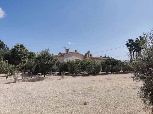 3 bedroom Villa for sale in Crevillente / Crevillent with pool - € 399,995 (Ref: 7795947)
